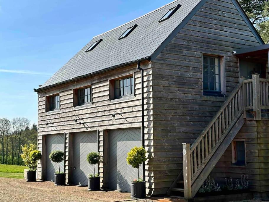 The Coach House Apartment Alderbury Exterior photo