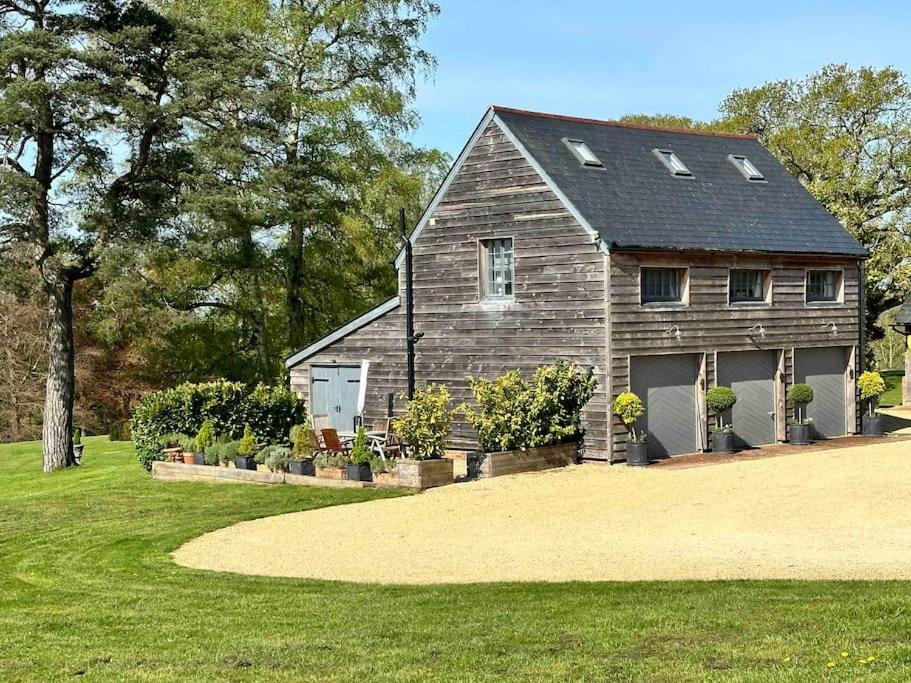The Coach House Apartment Alderbury Exterior photo